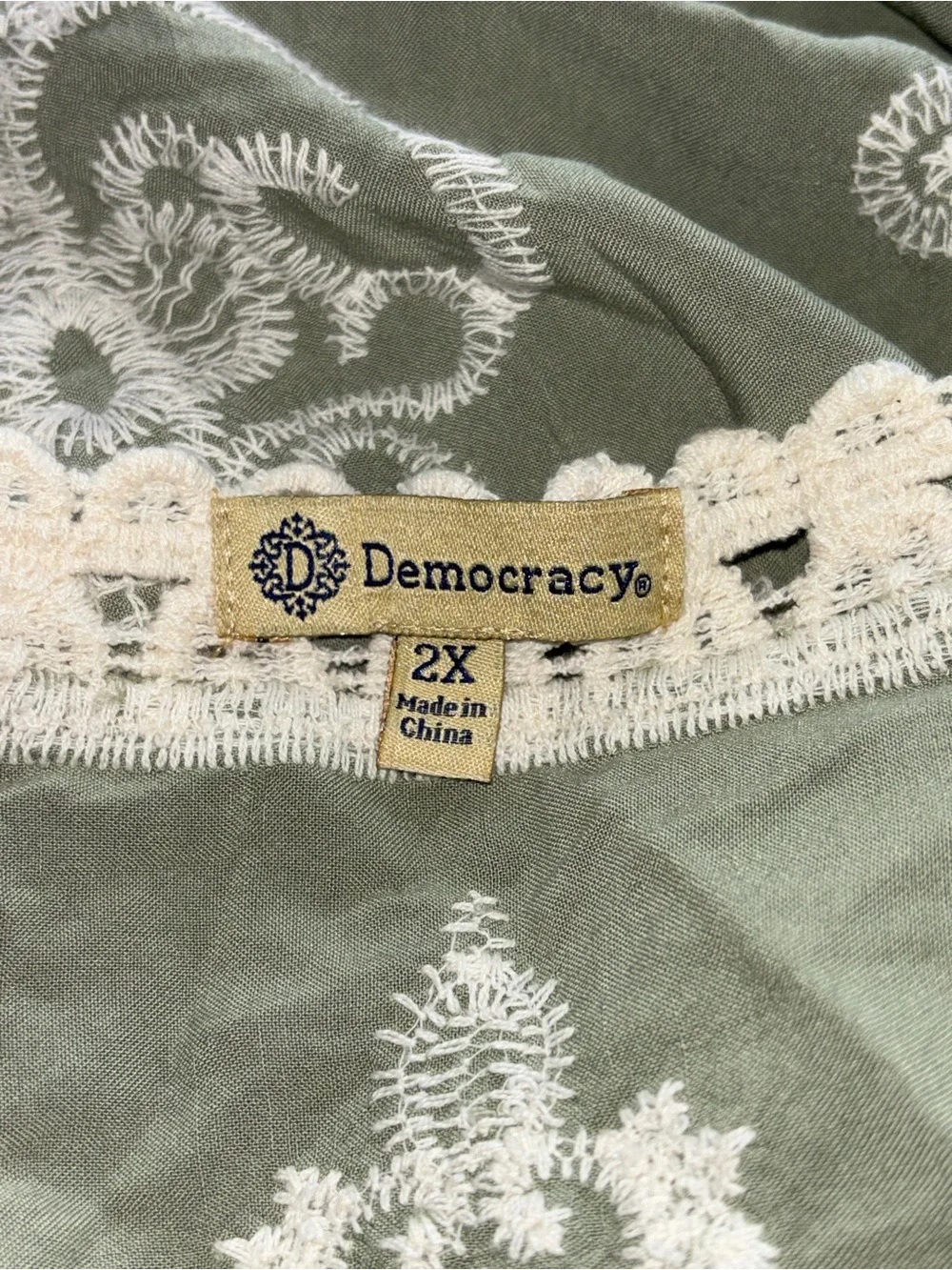 Democracy Boho Blouse 2X Lace Crochet Flowy Peasant Eyelet Cottage Embroidered - Picture 5 of 9